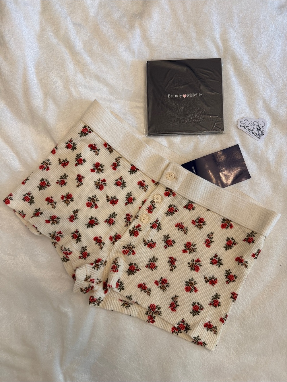 Brandy Melville NWT Cream Shorts with Red Floral Print